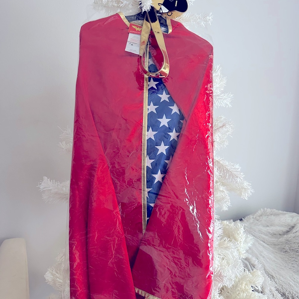 Wonder Woman Cape